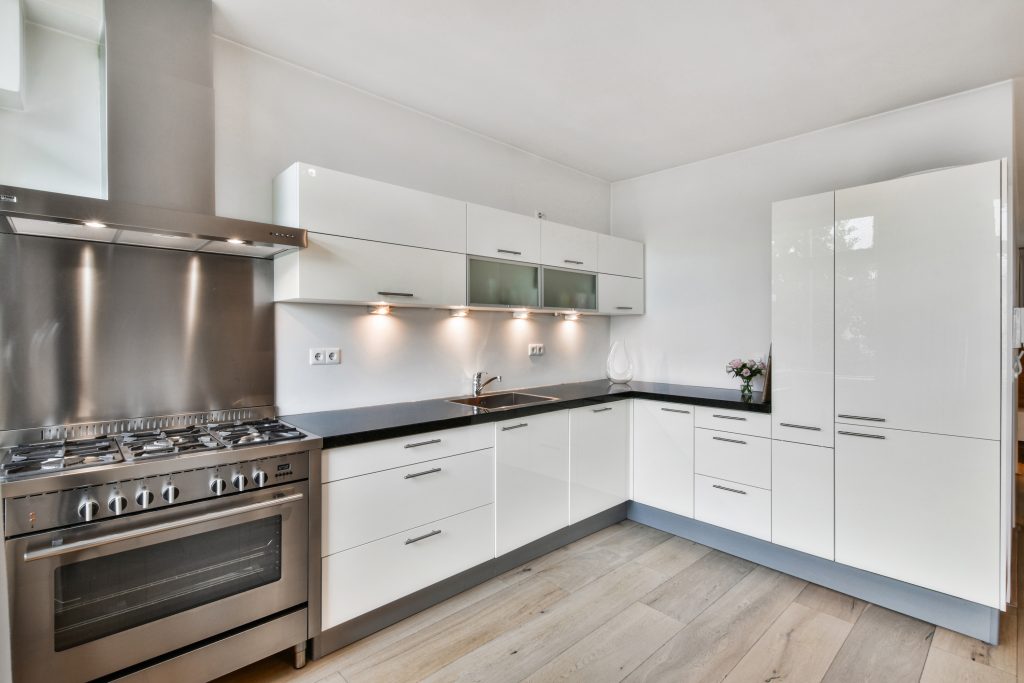 Kitchen cabinet makers near me